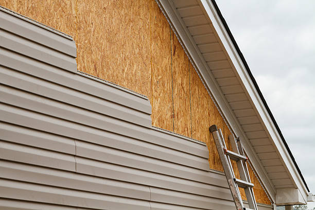 24/7 Emergency Siding experts in Delmont, PA